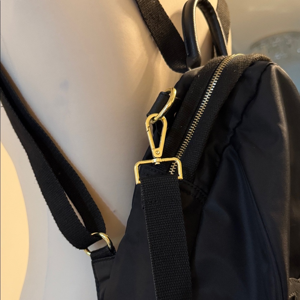 Chanel Elegant Black Backpack - Picture 4 of 8